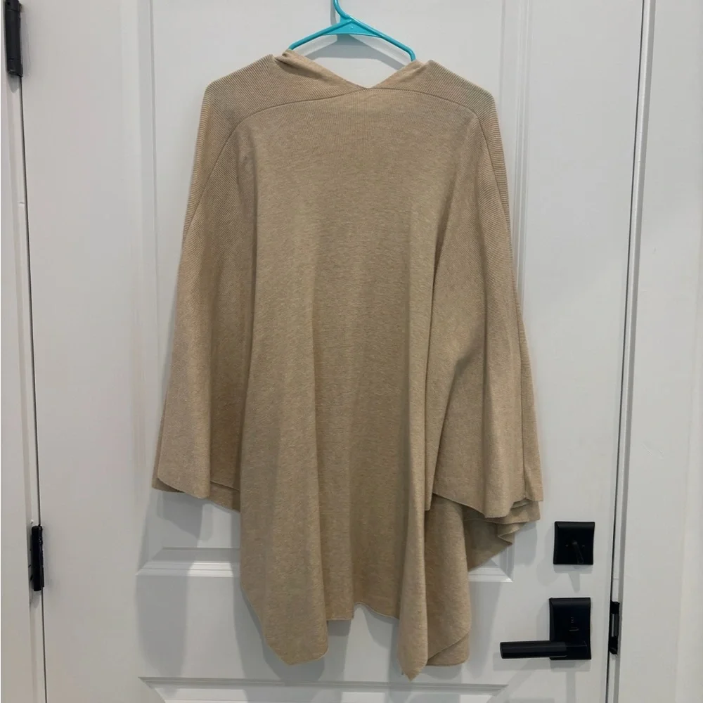 Amazon PULI Women's Elegant Shawl Wrap - Picture 3 of 3